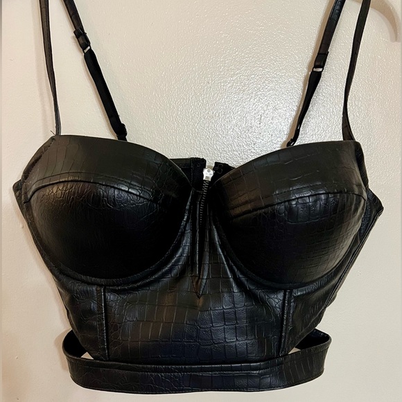 Charlotte Russe Bustier Black Leather Sz MD - Picture 2 of 3